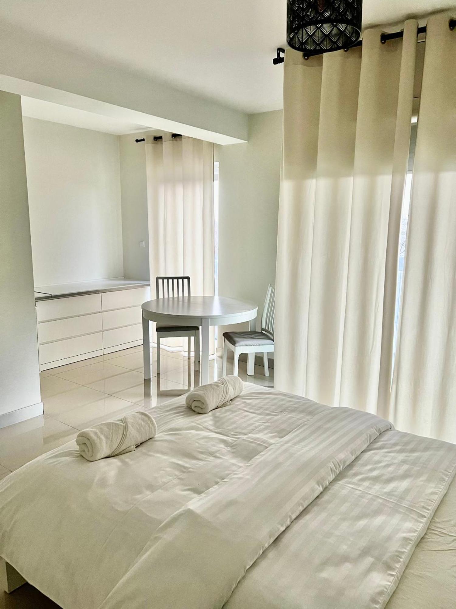 Zielone Apartamenty Katowice Chorzów Δωμάτιο φωτογραφία